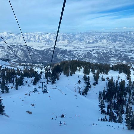 Wolf Creek Lodge Condo In Eden, Ut - Relaxing Mountain Retreat エクステリア 写真